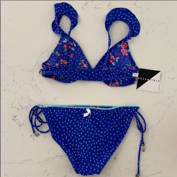 Vera Bradley Reversible Swimsuit NWT - Picture 13 of 13